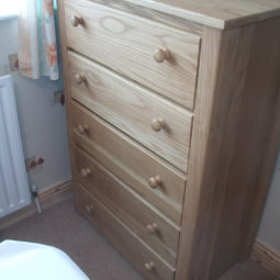 Solid Oak 5 Drawer Chest
