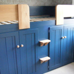 Kids Cabin Bed Royal Blue with Solid Oak Front Rail & Steps