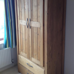 Traditional Finished 2 Door, 2 Drawer Wardrobe