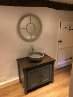 Single Countertop Vanity Unit in Manor House Grey with Solid Oak Top